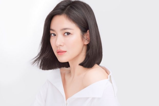 아모레퍼시픽 메이크온은 26일 자사의 새로운 모델로 배우 송혜교를 발탁했다고 Q밝혔다. [사진=아모레퍼시픽 제공]