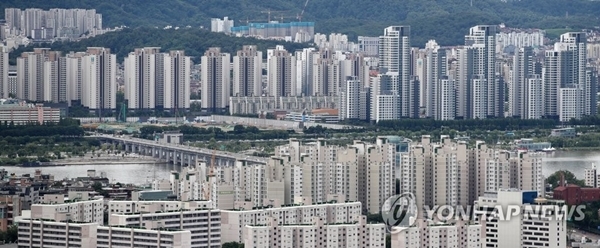 서울 용산구와 서초구 일대 아파트 단지 모습 [사진=연합뉴스]