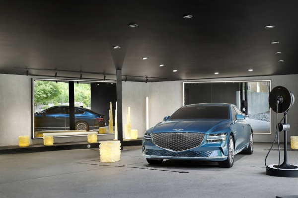 제네시스가 리크리에이트 특별전시를 개최하고 G80 전동차를 첫 공개한다. [사진=제네시스 제공]